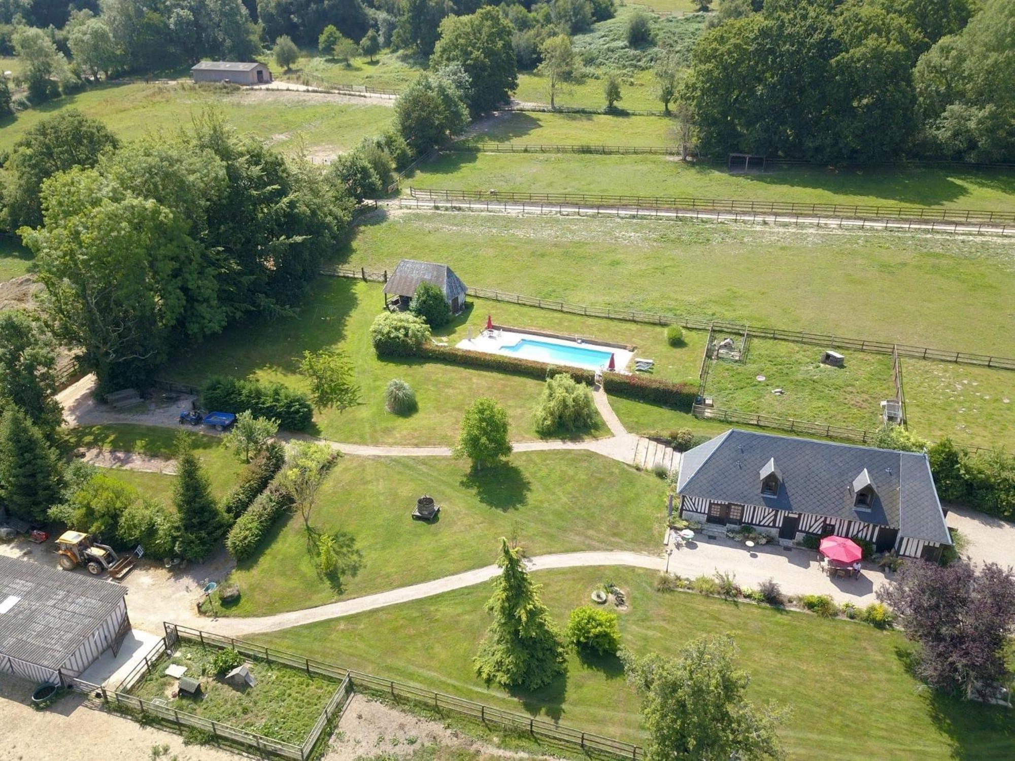 Bed and Breakfast Le Champ Des Possibles Manerbe Экстерьер фото